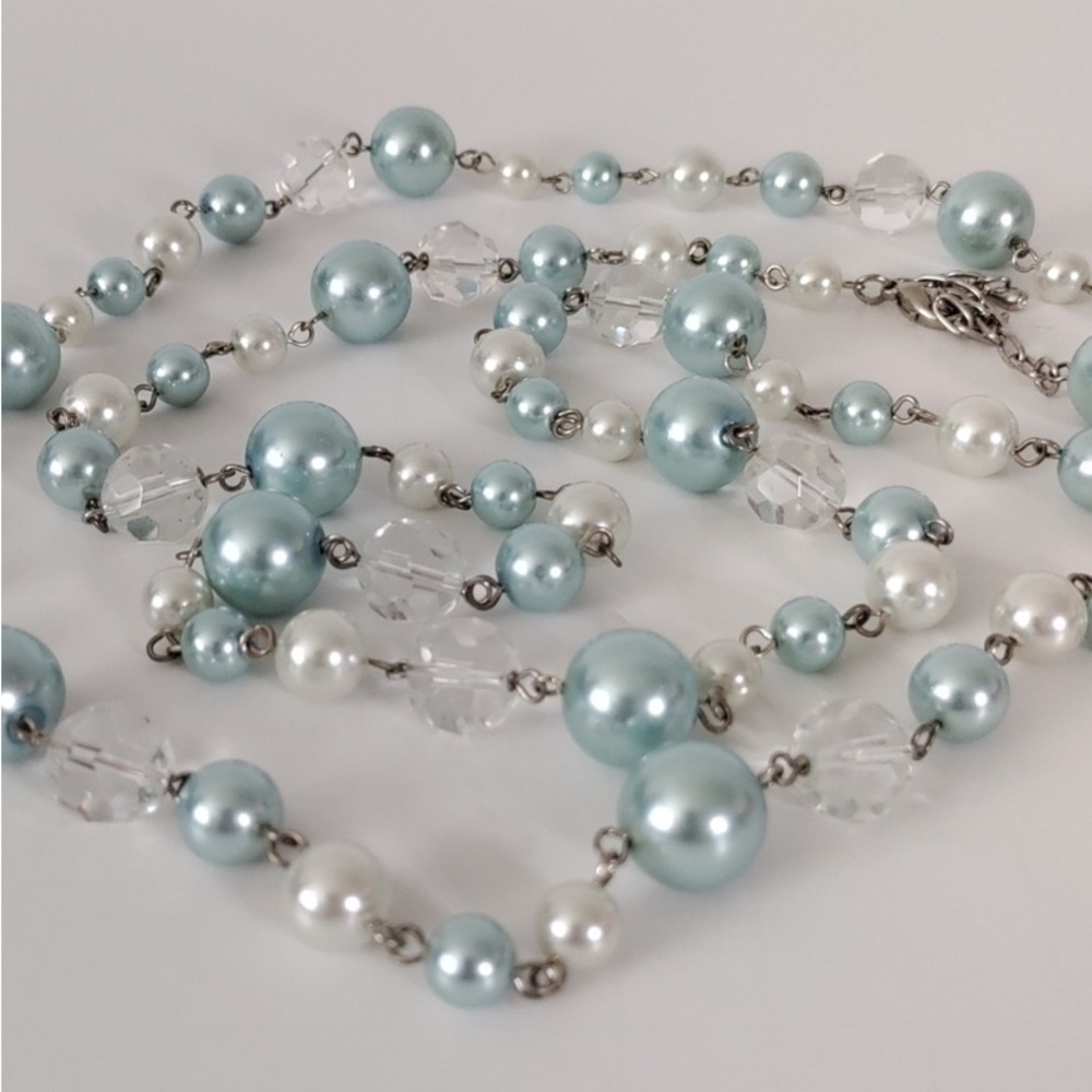 New Blue Pearl‎ & Clear Beaded Necklace Silver Tone 24"